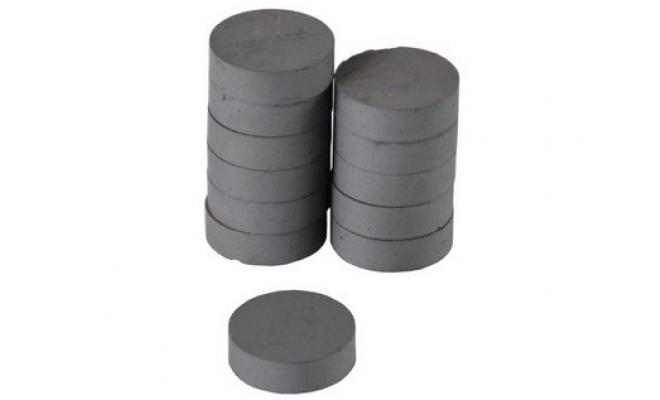 Magnet 850/16mm ČER (12ks)